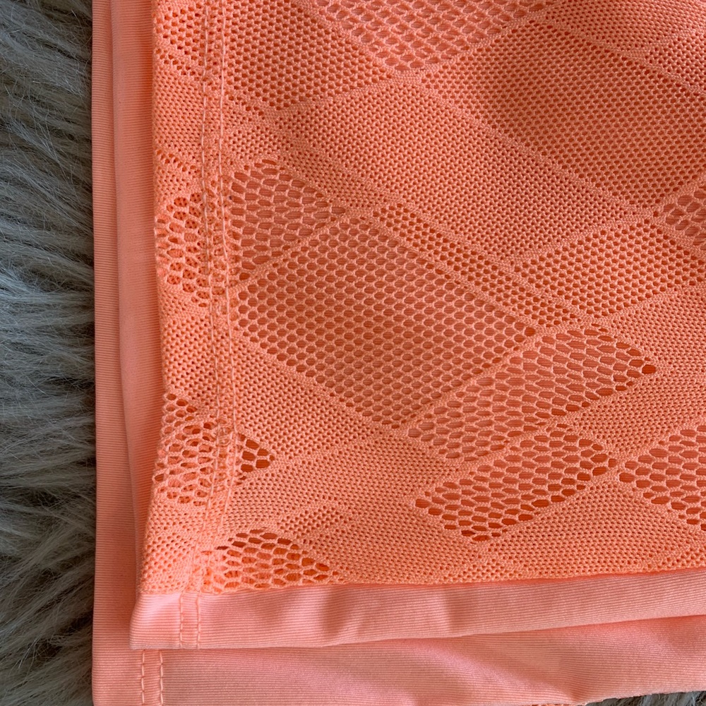 Fabletics Razorback tank - Picture 3 of 3